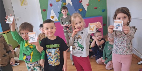 Powiększ grafikę: dzien-dinozaura-680263.jpg