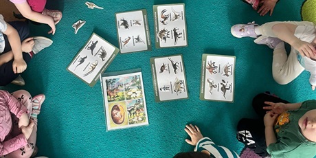 Powiększ grafikę: dzien-dinozaura-680267.jpg